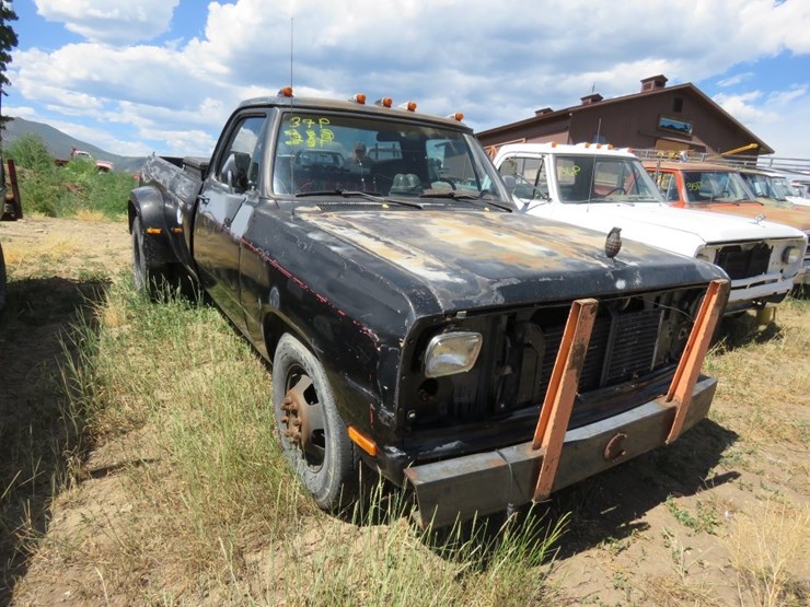 1993-dodge-ram-350-image-2