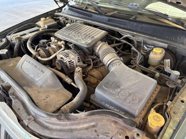2004-jeep-grand-cherokee-image-11