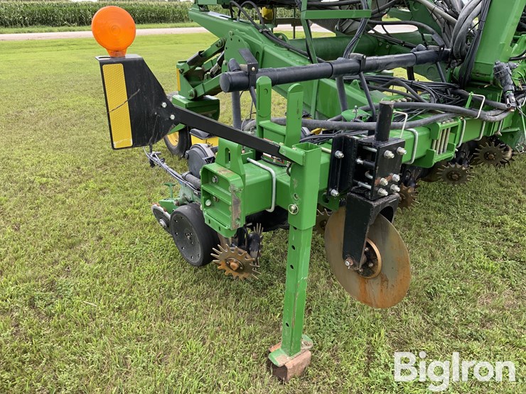 2009-john-deere-1720-ccs-image-11