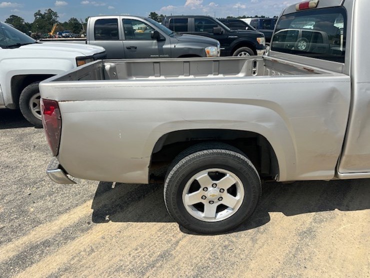 2005-chevrolet-colorado-image-19