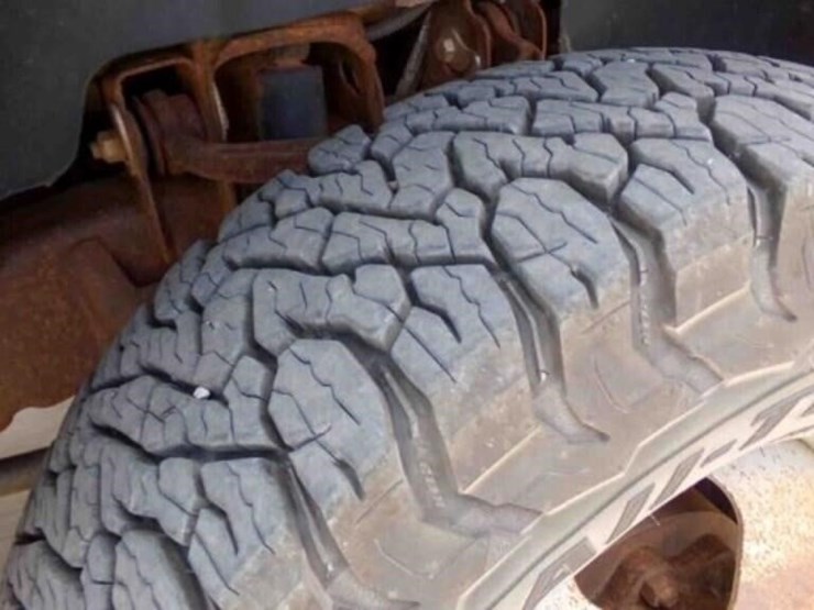 2011-chevy-4-door-dually-weld-bed-image-6