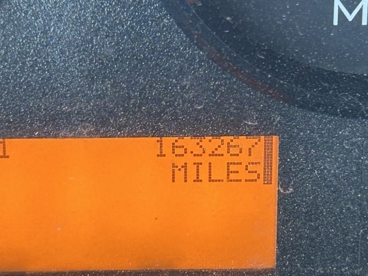 2013-ic-pb10500-school-bus-image-19