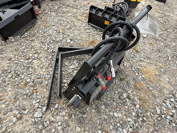 #230-•-#26375-•-unused-giyi-30"-mini-skid-steer-side-shift-fork-xcyhc2507284-image-3
