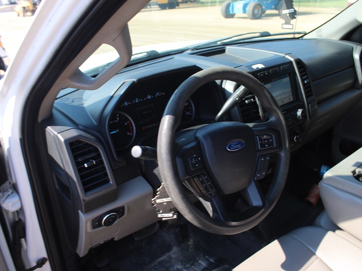 2019-ford-f250-image-11
