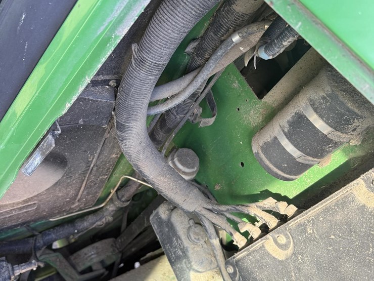 2006-john-deere-9760-sts-image-46