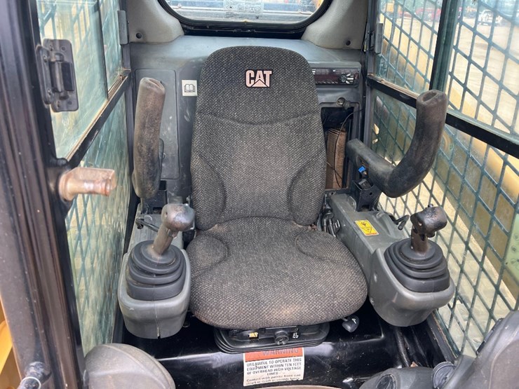 2016-caterpillar-289d-image-26