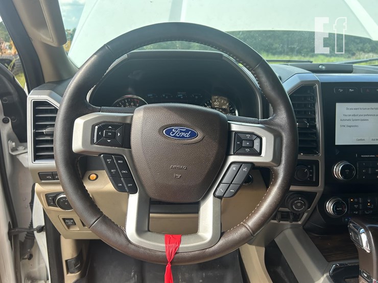 2020-ford-f150-image-16