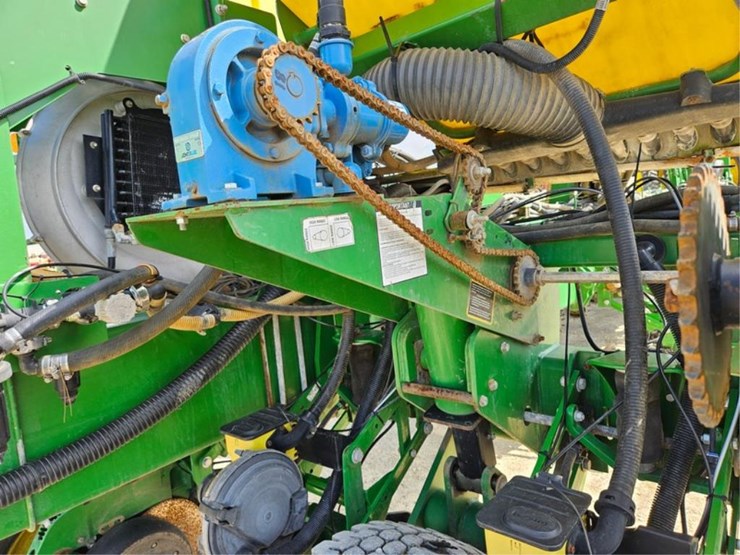 #225-•-westfield-130-71-13"-grain-auger-image-62