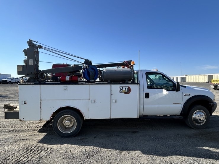 2004-ford-f550-sd-image-6