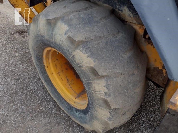 1999-deere-410e-image-23