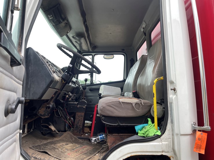 #9859-•-2000-freightliner-single-axle-utility-dump-truck(has-wi-salvage-title)-image-34