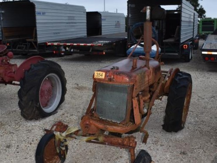 ih-f-cub-tractor-(not-running)-(serial-#-171679j)-(nk)-image-2