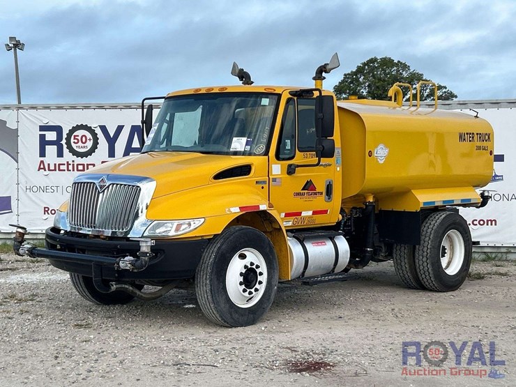 2013-international-durastar-4300-image-1