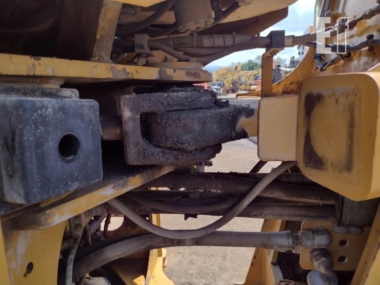 caterpillar-930g-image-28