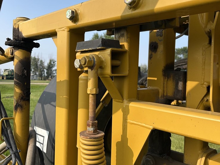 2005-ag-chem-rogator-1074-image-25