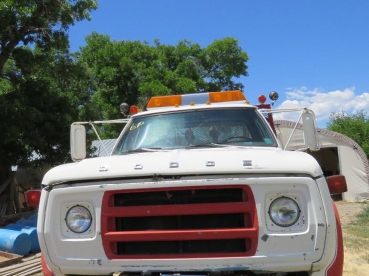 1974-dodge-d600-image-12