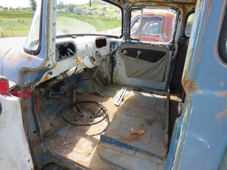 1958-dodge-w100-with-service-body-image-9
