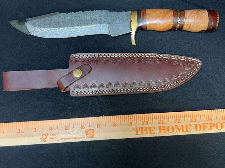 custom-damascus-steel-fixed-blade-knife-w/-cream/red-stripe-handle-image-1