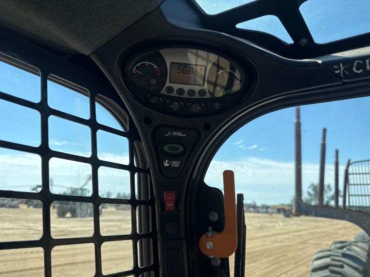 2023-bobcat-t770-image-25