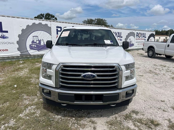 2017-ford-f150-image-25