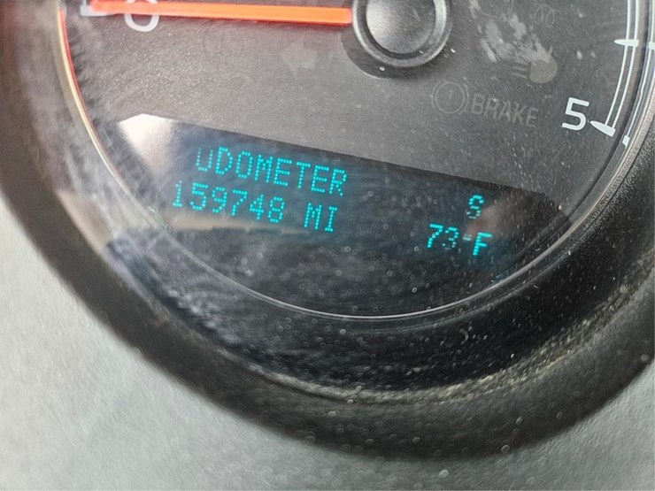 2011-gmc-3500-image-34