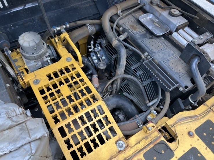 komatsu-pc240ll-image-28