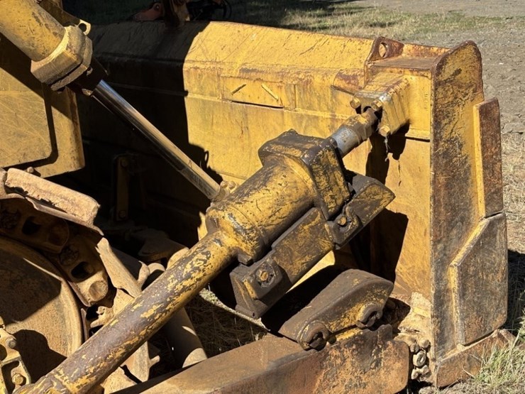 1974-caterpillar-d7f-image-18