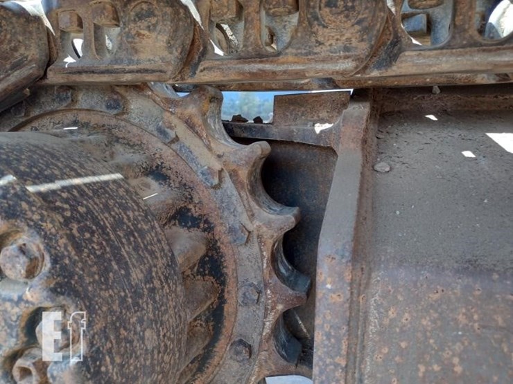 2011-komatsu-pc228us-lc-8-image-38
