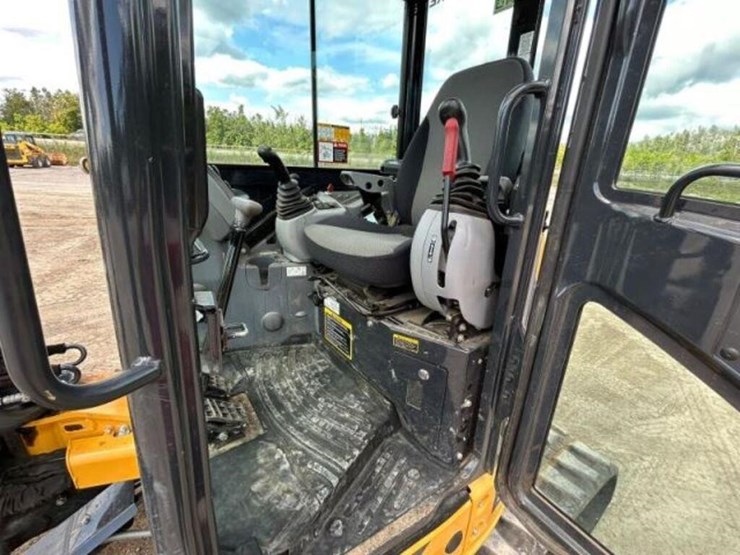 2023-deere-50g-image-18