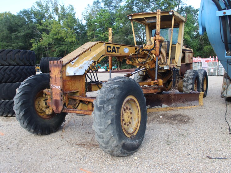 caterpillar-12-image-2