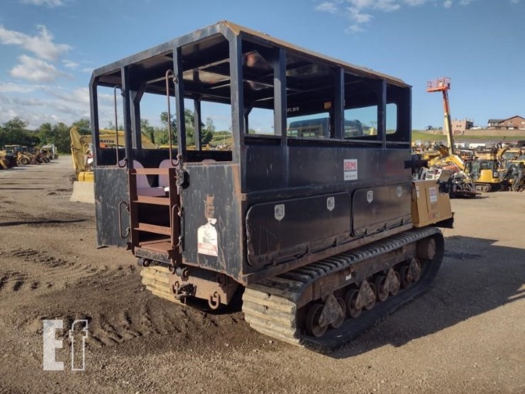 2014-morooka-mst800vd-image-38
