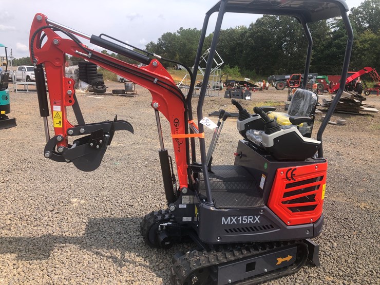 #36-•-cfg-industrial-mx15rx-mini-excavator-image-2