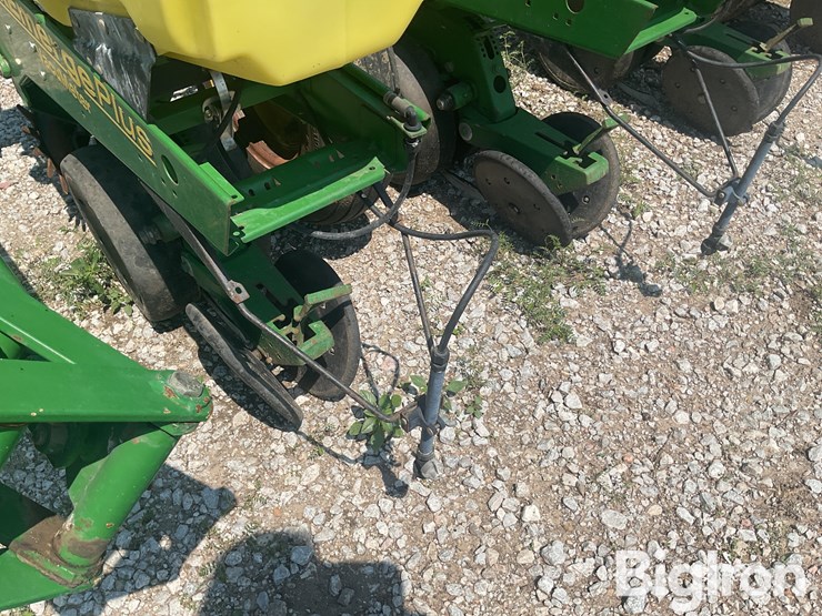 john-deere-1720-image-19