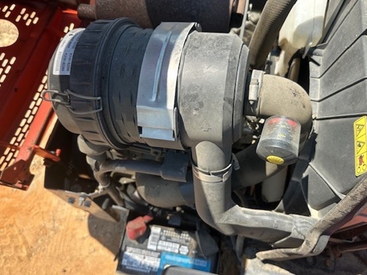 kubota-zd326-image-29