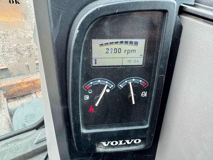 2018-volvo-ecr88d-image-16