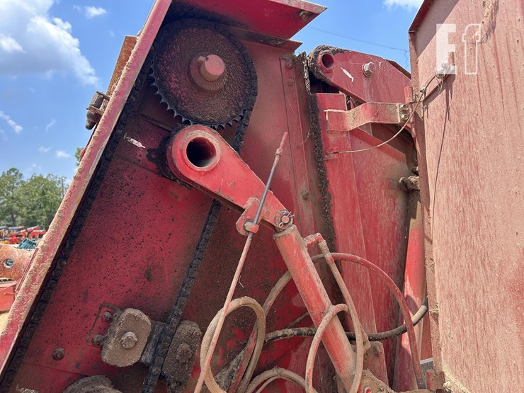 case-ih-8430-image-9