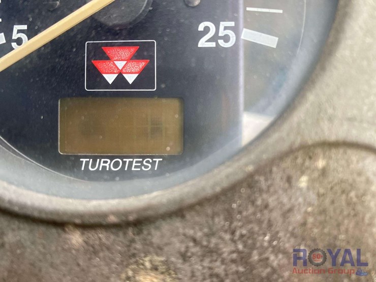 massey-ferguson-583-image-5