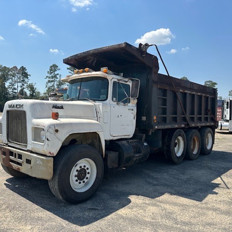 1978 MACK R686