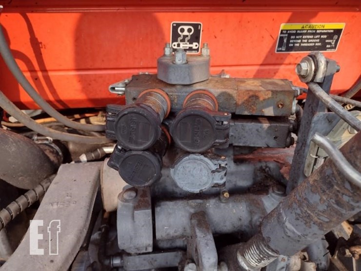 kubota-m8560-image-18