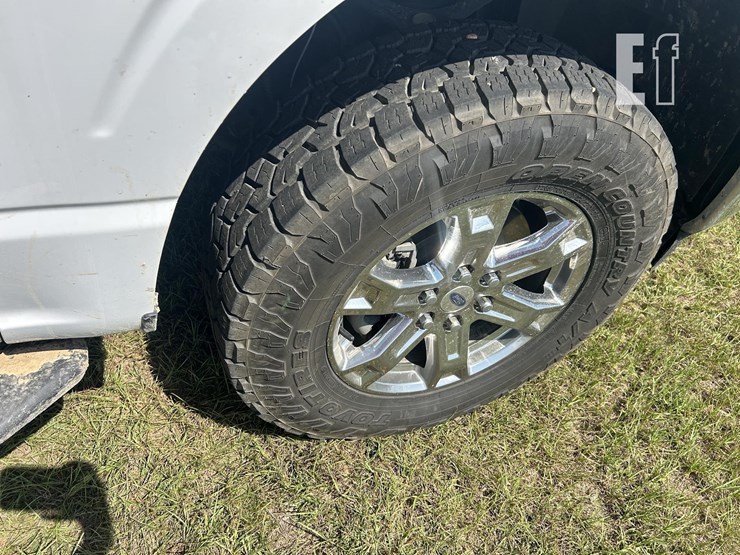 2021-ford-f150-image-13