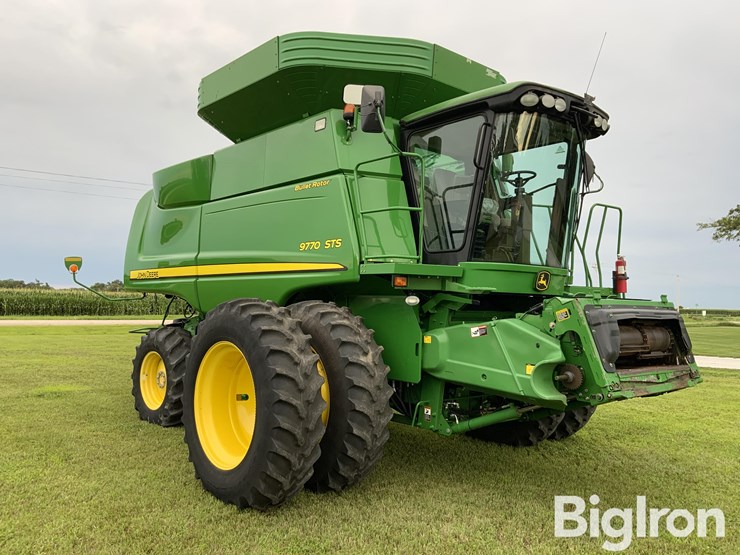 2010-john-deere-9770-sts-image-3