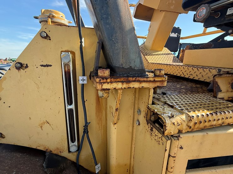 caterpillar-cb-434-image-34
