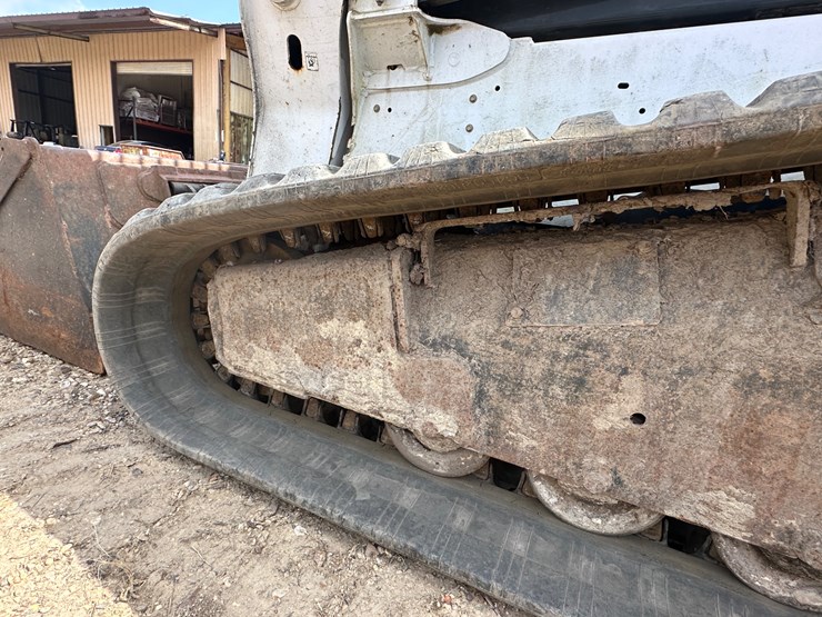 2014-bobcat-t750-image-13
