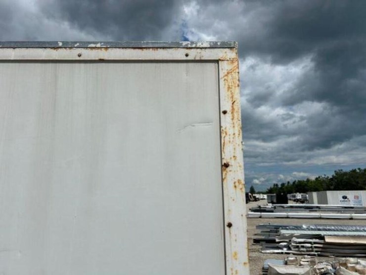 7-ft-6-in.-x-16-ft-storage-container-image-7