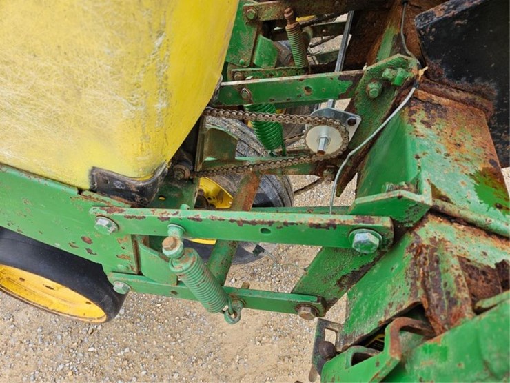 john-deere-7000-image-25