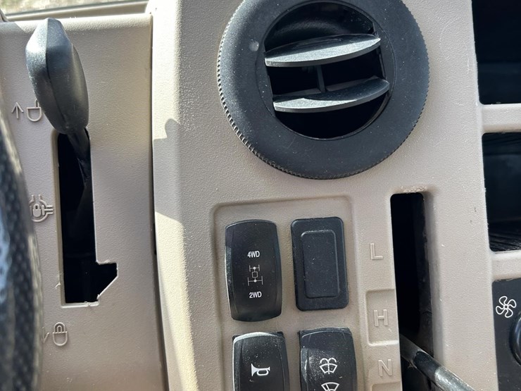 2018-john-deere-gator-xuv-835r-image-13
