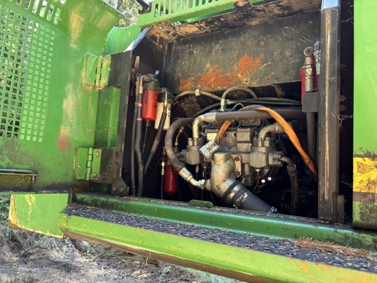 2013-deere-2954d-image-29