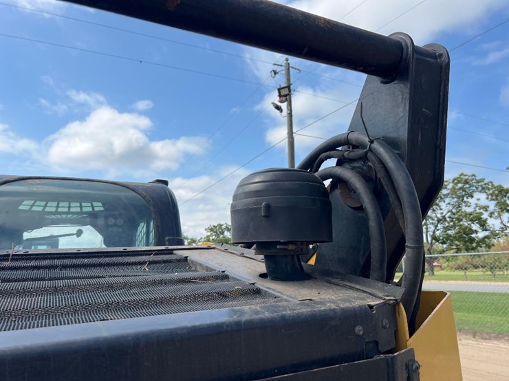 2012-caterpillar-299d-xhp-image-23