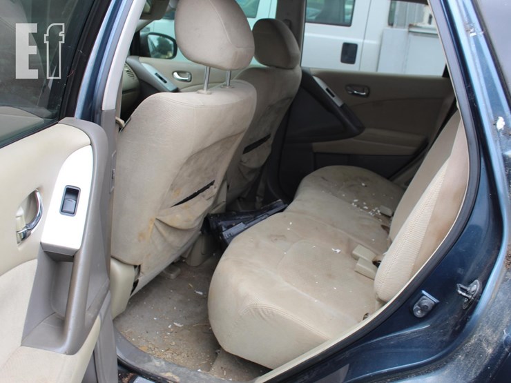 2013-nissan-murano-image-2