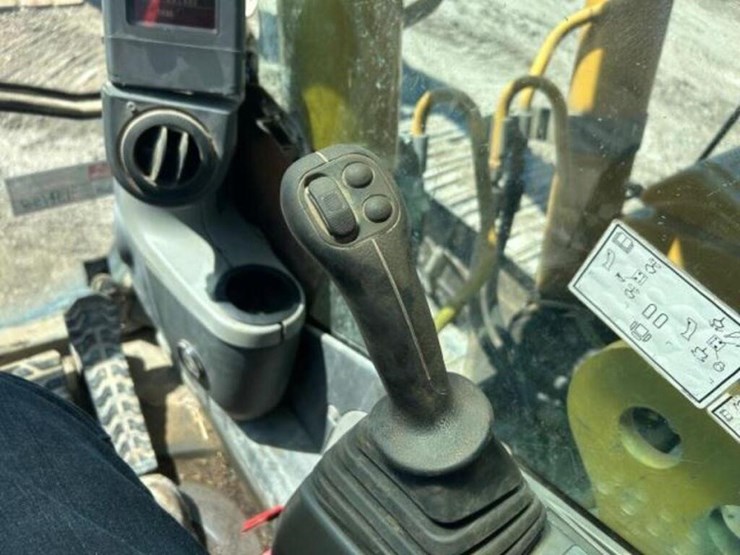 2006-caterpillar-325dl-image-14
